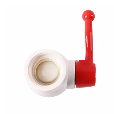 Valvola a sfera di plastica del giunto di tubo della valvola a sfera della tubatura dell'acqua del PVC di COC