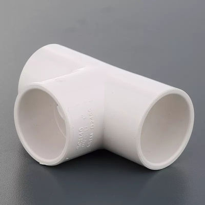 Il PVC di drenaggio 32mm colloca sul tee i montaggi scandagliare di plastica del T dell'incrocio di UPVC