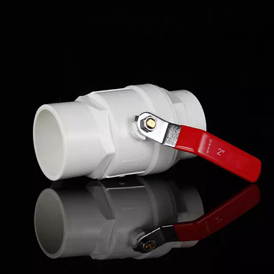 Pressione di plastica 145psi del PVC della valvola a sfera d'acciaio ad alta pressione della maniglia