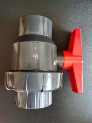 Norma nazionale della valvola a sfera a 2 pollici del PVC PN10 per evitare la rappresentazione in scala