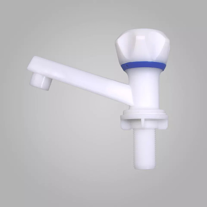 Foro di plastica all'aperto del becco di acqua del PVC del rubinetto di acqua singolo