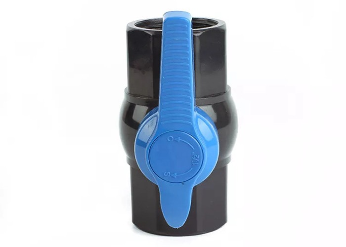 Valvole a sfera di plastica ottagonale di UPVC valvola a sfera del PVC di 50mm di 3/4&quot;