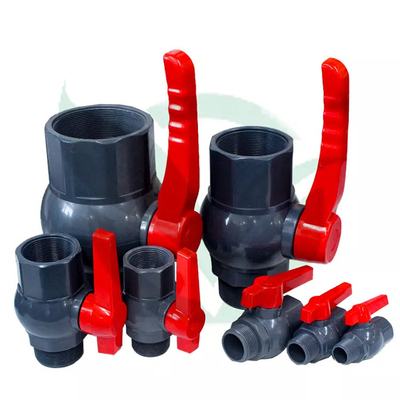 Il PVC di plastica nero di didascalia la valvola d'arresto dell'acqua della valvola d'arresto per il tubo di plastica